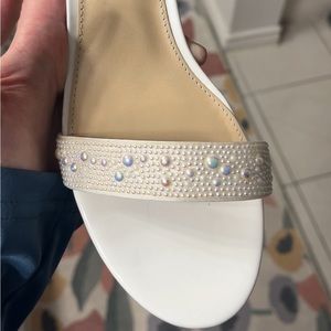 Betsey Johnson Mari Chunky Heel Sandal in White size 7.5